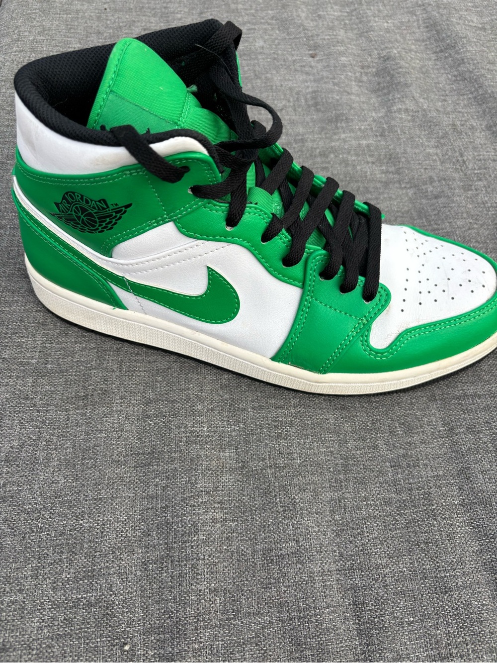 Nike Air Force 1 Mid Green Sneakers size 9